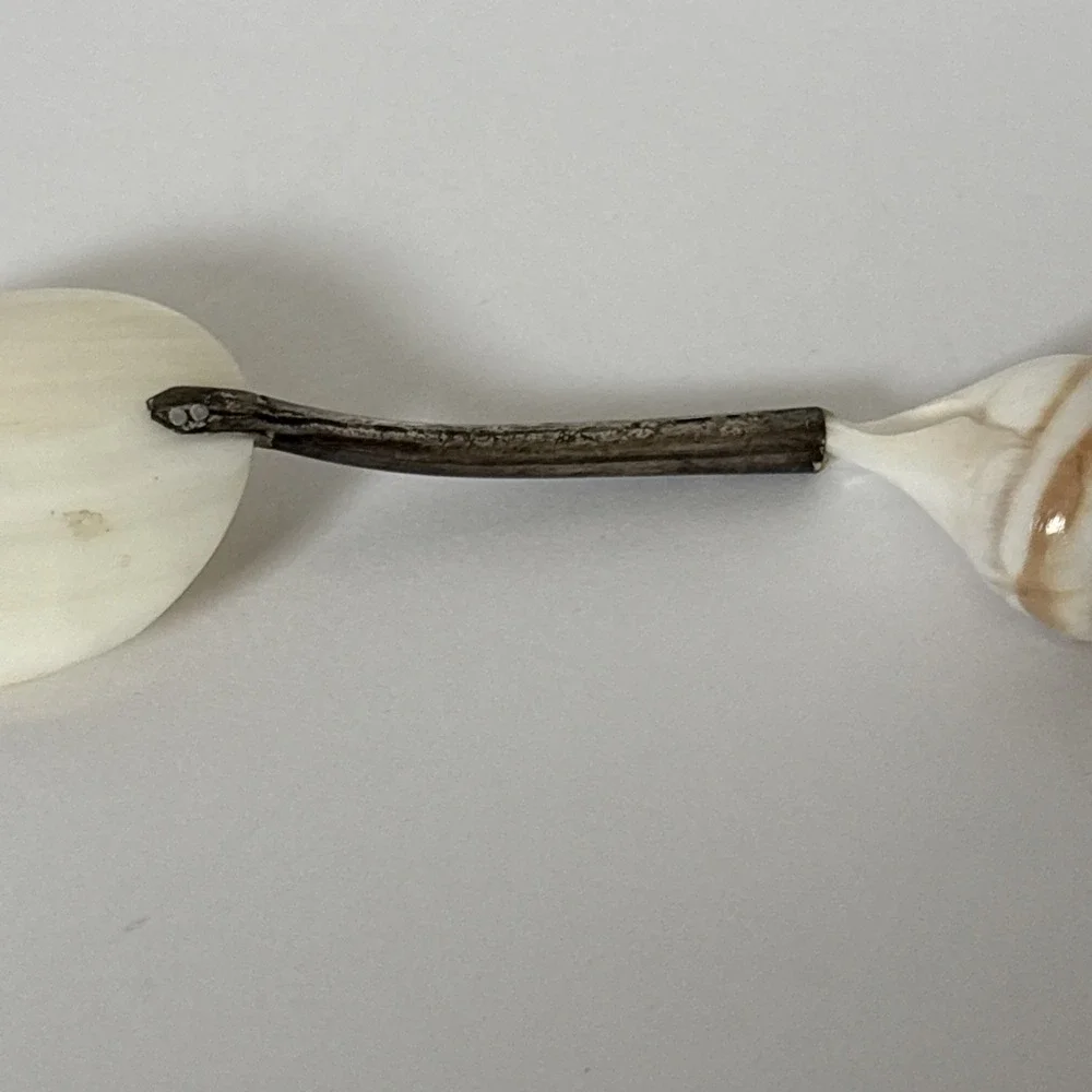 Vintage Mother of Pearl Silverplate Caviar Spoon